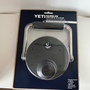 YETI Rambler Jug Lid & MagCap replacement accessory in black